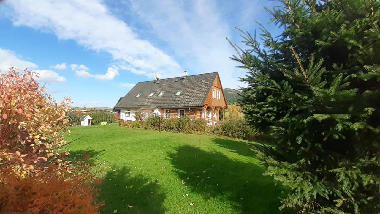 Apartman V Chaloupce Na Vrsku Bernartice  Экстерьер фото