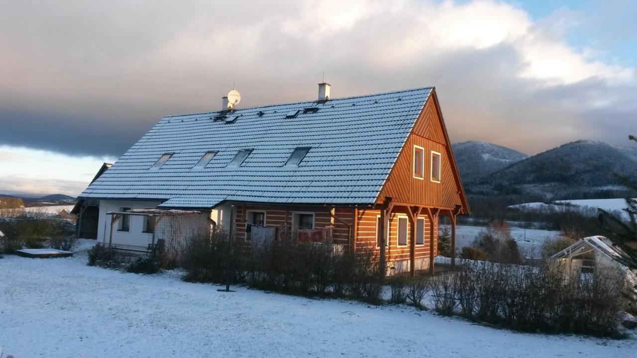 Apartman V Chaloupce Na Vrsku Bernartice  Экстерьер фото