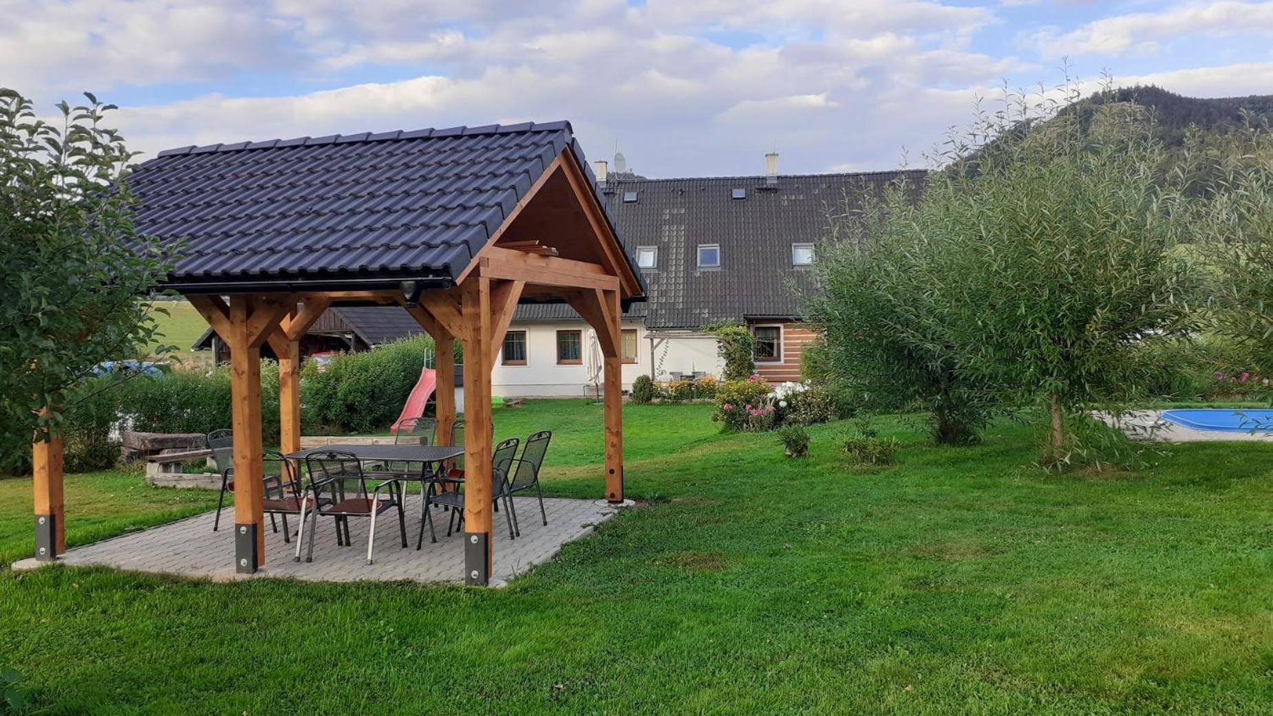 Apartman V Chaloupce Na Vrsku Bernartice  Экстерьер фото